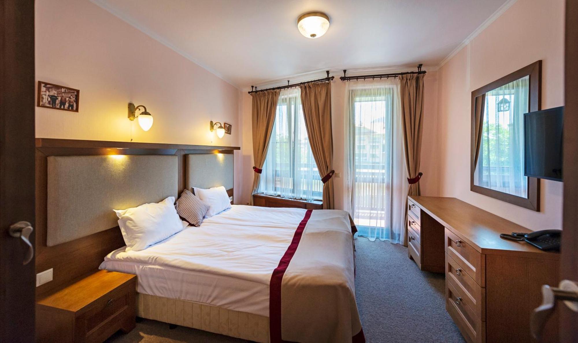 7 Pools Spa Boutique Hotel บันสโก ภายนอก รูปภาพ