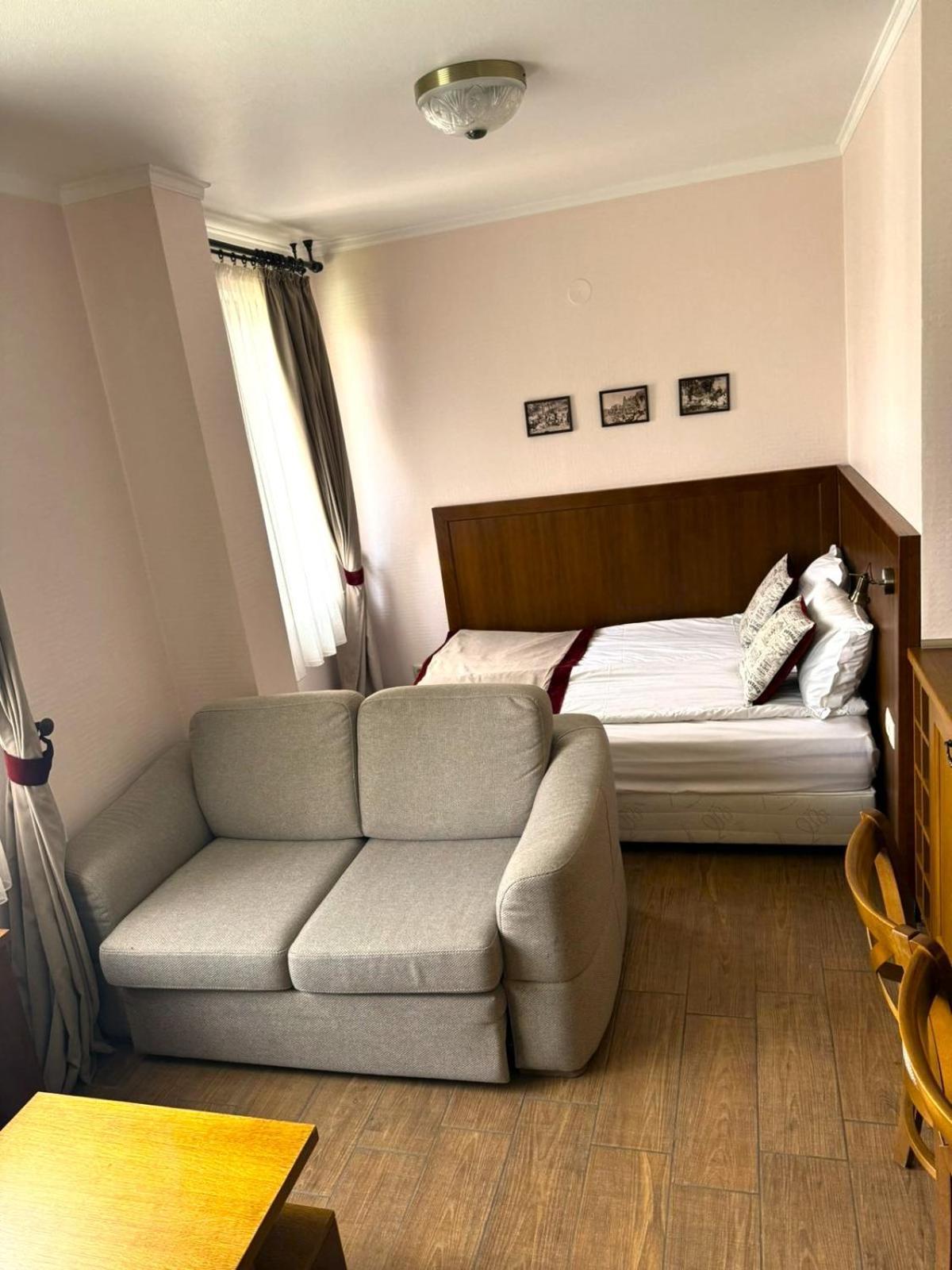 7 Pools Spa Boutique Hotel บันสโก ภายนอก รูปภาพ