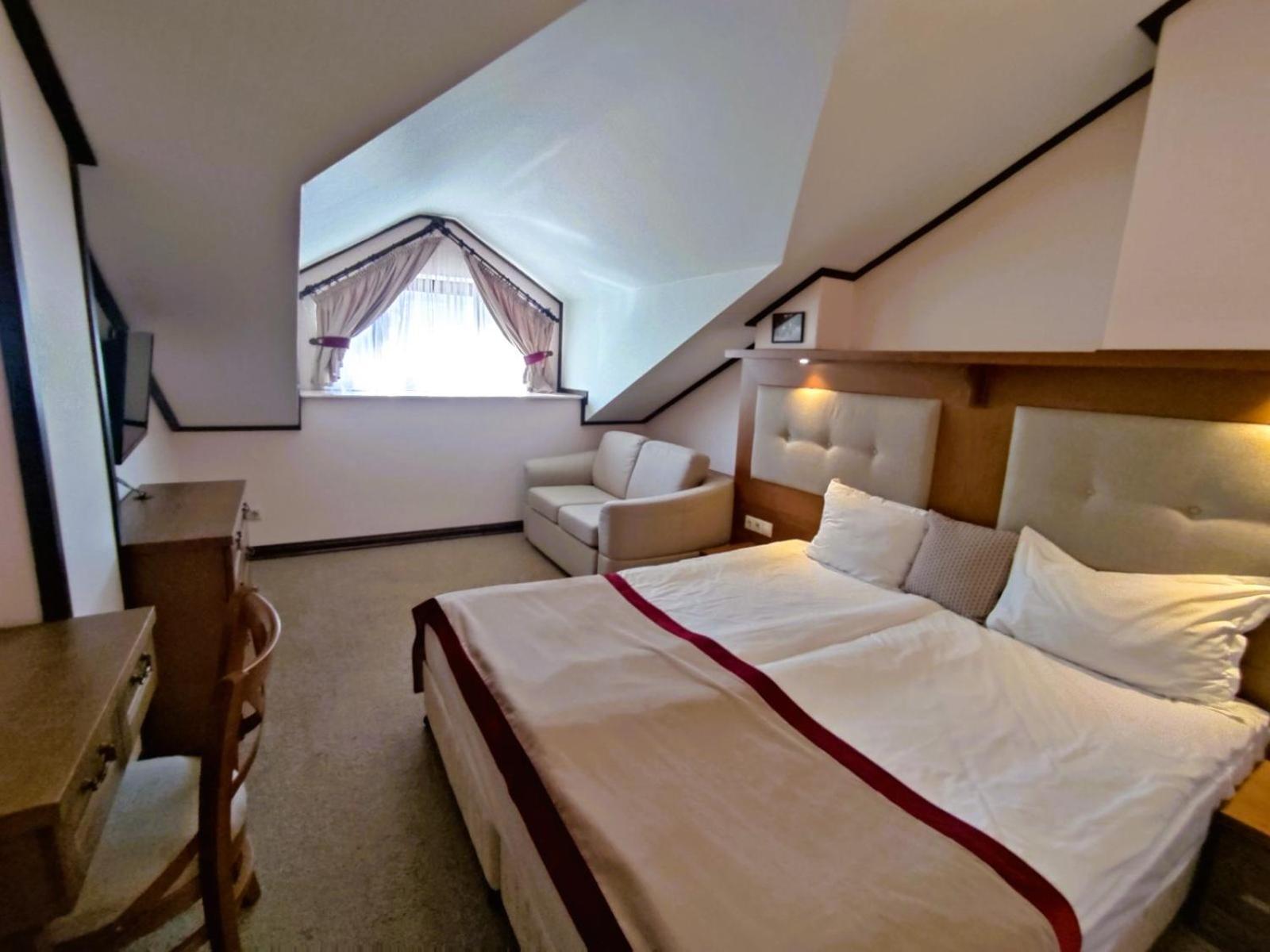 7 Pools Spa Boutique Hotel บันสโก ภายนอก รูปภาพ