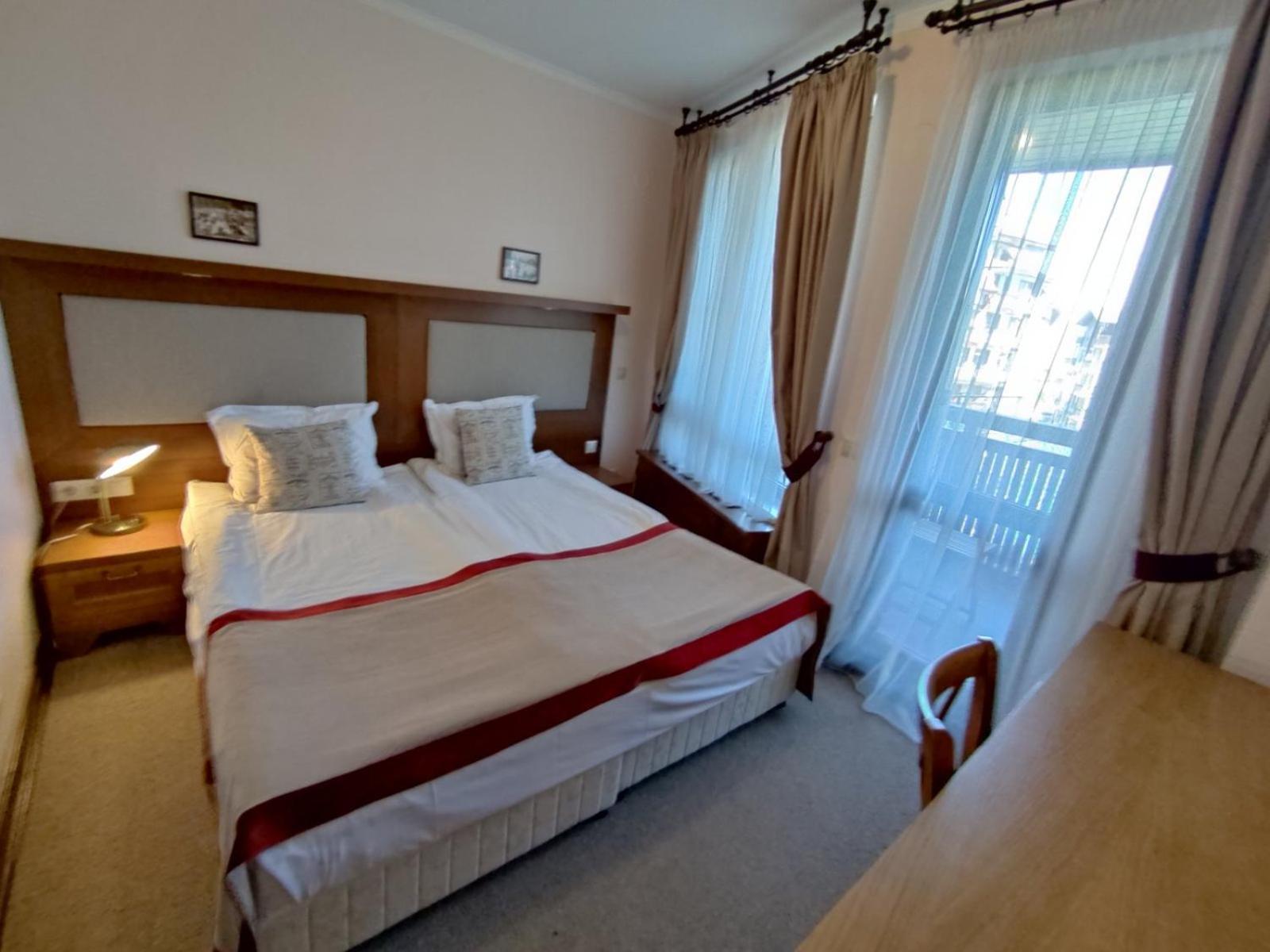 7 Pools Spa Boutique Hotel บันสโก ภายนอก รูปภาพ