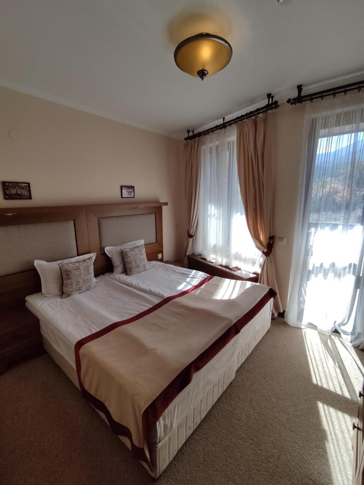 7 Pools Spa Boutique Hotel บันสโก ภายนอก รูปภาพ